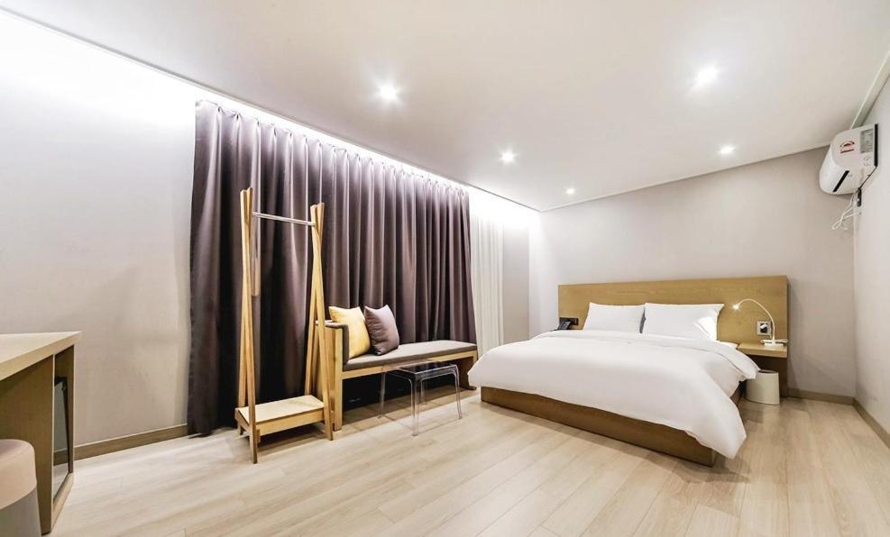 Centro Hotel Chilgok Luaran gambar
