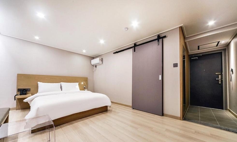 Centro Hotel Chilgok Luaran gambar